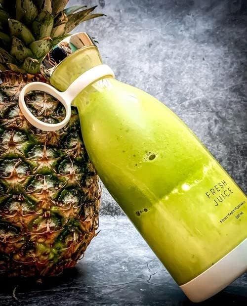 Portable Mini Blender – USB Rechargeable Juicer for Smoothies, Shakes & Fresh Juice